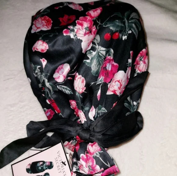 Victoria Secret Satin Slipper size Medium NWT - Picture 4 of 5